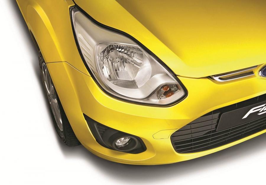  Ford Figo 2013 года  (фото 3 из 10)